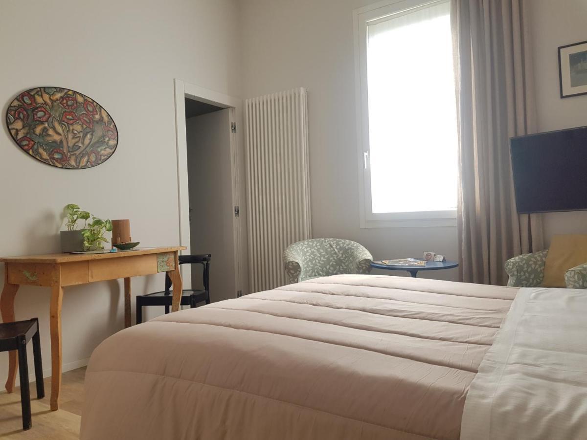 Nuova Porta Dei Musicisti - Locazione Turistica Hotel Verona Eksteriør billede